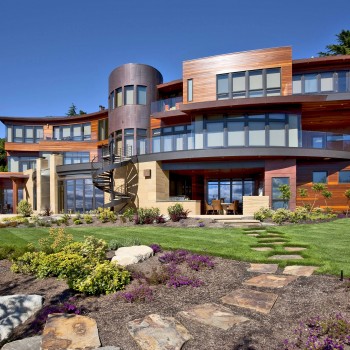 Luxury Home Uses Natural Sandstone Building Materials from HDG Building Materials