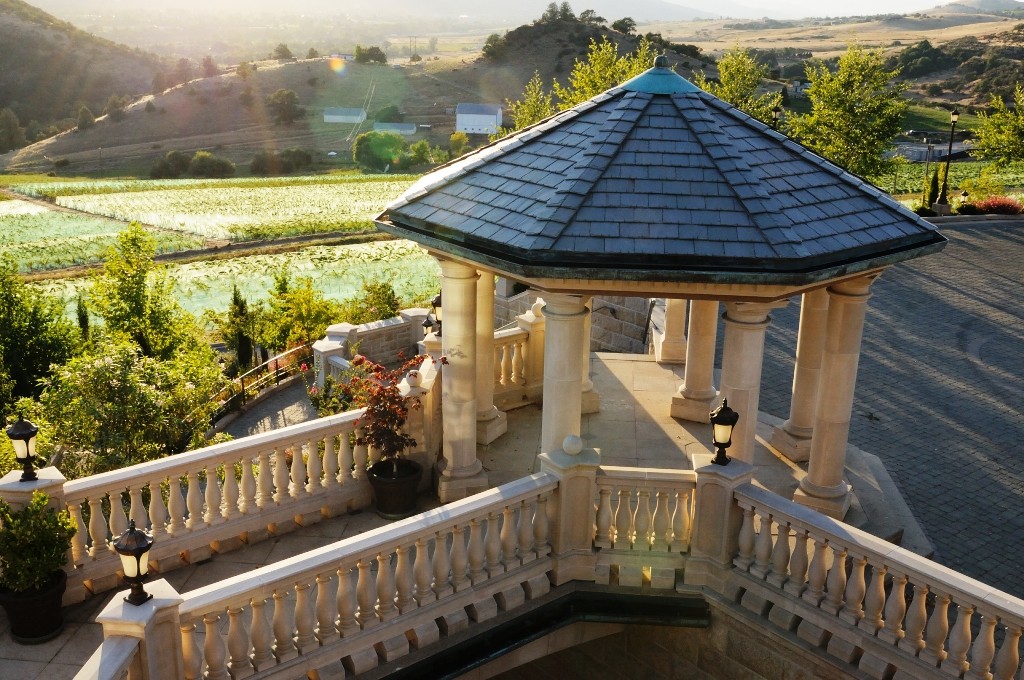 Belle Fiore Winery Columns Top - HDG Building Materials