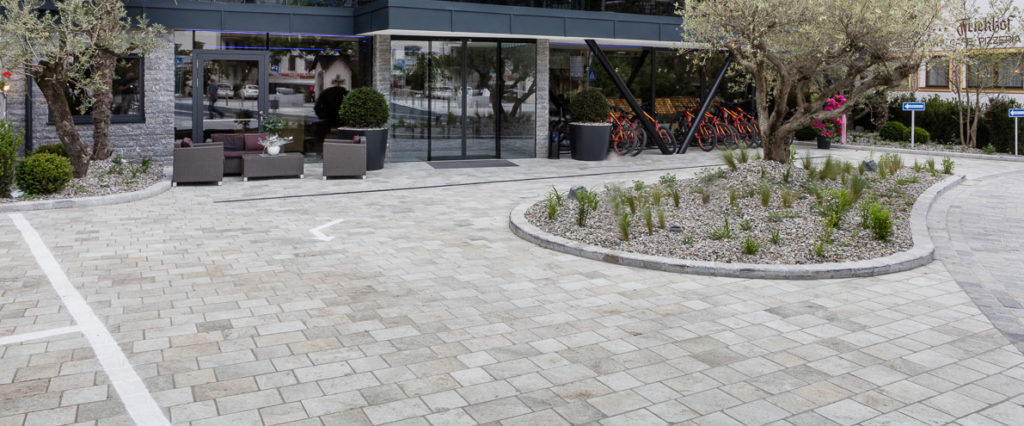 Hotel Srtoblhof Silas Gold 20x20 cm Silver White and Silver Grey 20x30 Porcelain Pavers - HDG Building Materials