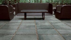Courtyard with Fusa Grey Porcelain Pavers