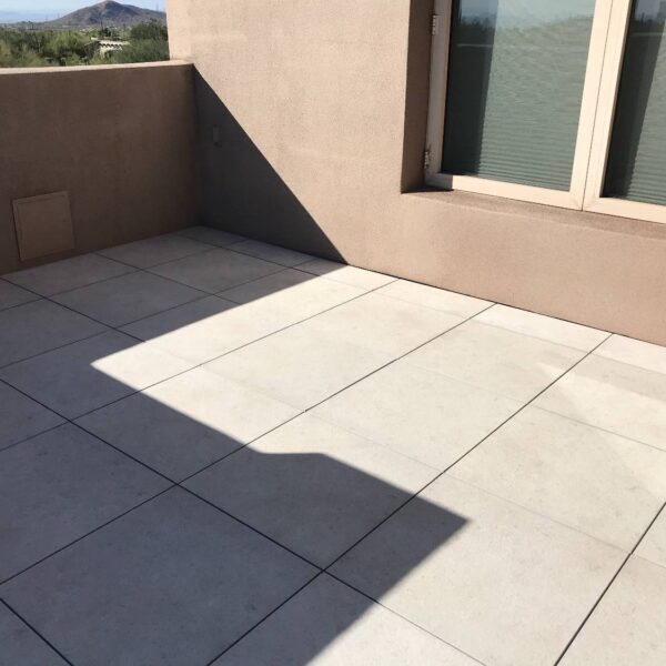 Flush Cuts and Straight Lines on Porcelain Pavers Installed over Buzon Pedestals