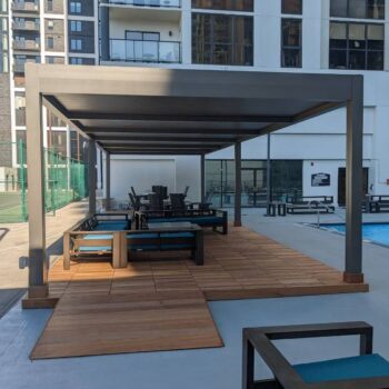 Luxury Apartment with Outdoor Living Area Next to Pool
