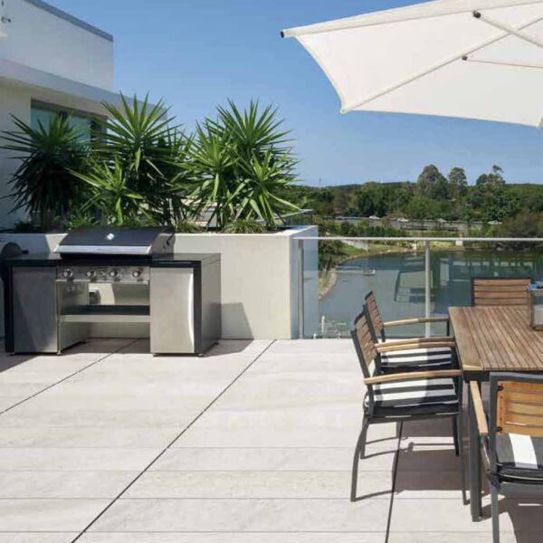Outdoor Living Area with Cascade White Porcelain Pavers