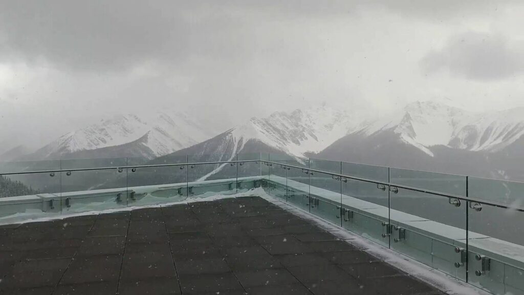 Snow Free Porcelain Pavers for Snow Melt System on Rooftop Deck